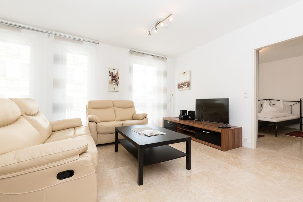 Rafael Kaiser - Paros Apartment - Contactless 24H Check-In Vienna Luaran gambar